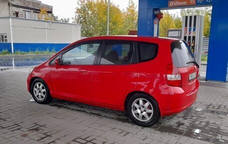 Honda Fit III, 2003 год, 300 000 рублей, 4 фотография