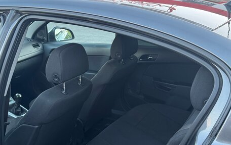 Opel Astra H, 2012 год, 550 000 рублей, 13 фотография