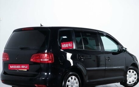 Volkswagen Touran III, 2010 год, 829 000 рублей, 7 фотография