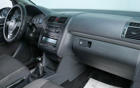 Volkswagen Touran III, 2010 год, 829 000 рублей, 16 фотография