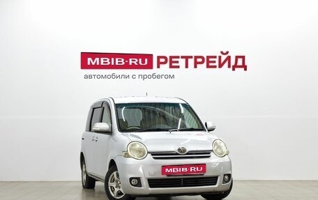 Toyota Sienta I, 2009 год, 579 000 рублей, 3 фотография