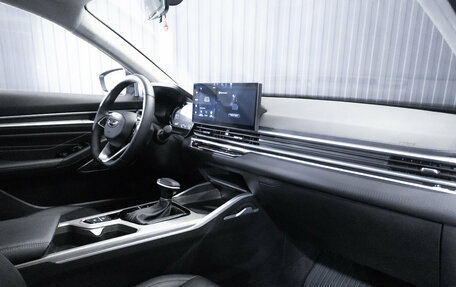 Geely Emgrand, 2024 год, 1 599 000 рублей, 17 фотография