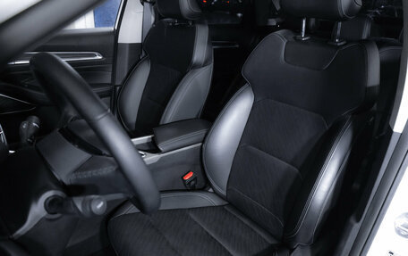 Geely Emgrand, 2024 год, 1 599 000 рублей, 20 фотография