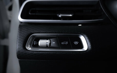 Geely Emgrand, 2024 год, 1 599 000 рублей, 21 фотография