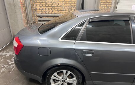 Audi A4, 2003 год, 500 000 рублей, 10 фотография