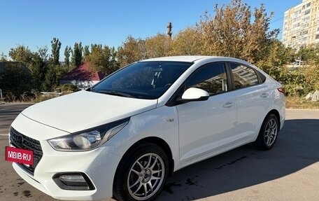Hyundai Solaris II рестайлинг, 2017 год, 1 250 000 рублей, 6 фотография