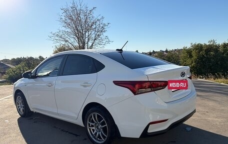 Hyundai Solaris II рестайлинг, 2017 год, 1 250 000 рублей, 5 фотография