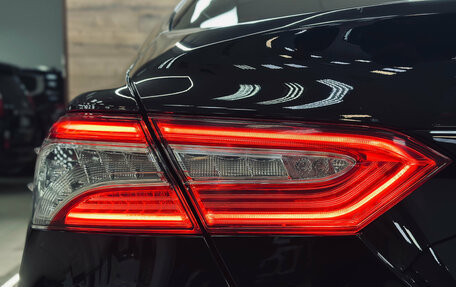 Toyota Camry, 2021 год, 3 250 000 рублей, 14 фотография