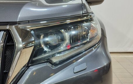 Toyota Land Cruiser Prado 150 рестайлинг 2, 2017 год, 4 550 000 рублей, 9 фотография