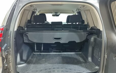 Toyota Land Cruiser Prado 150 рестайлинг 2, 2017 год, 4 550 000 рублей, 12 фотография