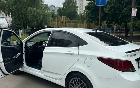 Hyundai Solaris II рестайлинг, 2015 год, 750 000 рублей, 5 фотография