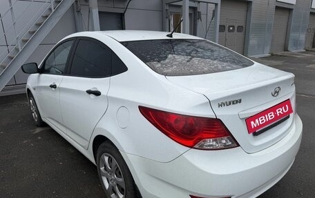 Hyundai Solaris II рестайлинг, 2012 год, 699 000 рублей, 2 фотография