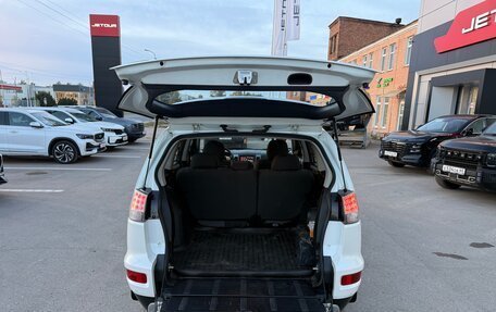 Mitsubishi Outlander III рестайлинг 3, 2010 год, 995 000 рублей, 6 фотография