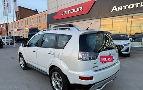 Mitsubishi Outlander III рестайлинг 3, 2010 год, 995 000 рублей, 7 фотография