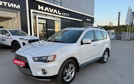 Mitsubishi Outlander III рестайлинг 3, 2010 год, 995 000 рублей, 9 фотография