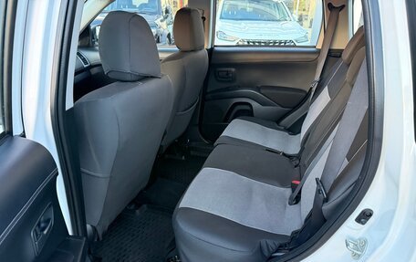 Mitsubishi Outlander III рестайлинг 3, 2010 год, 995 000 рублей, 20 фотография
