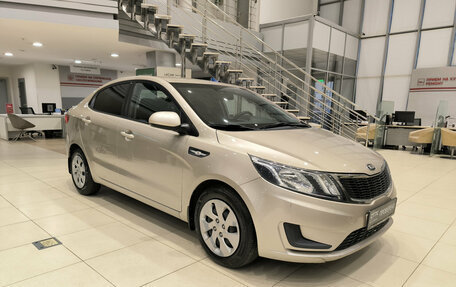 KIA Rio III рестайлинг, 2013 год, 650 000 рублей, 3 фотография