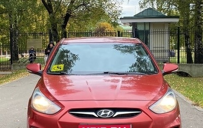 Hyundai Solaris II рестайлинг, 2013 год, 820 000 рублей, 1 фотография