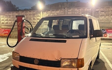 Volkswagen Transporter T4, 1995 год, 570 000 рублей, 1 фотография