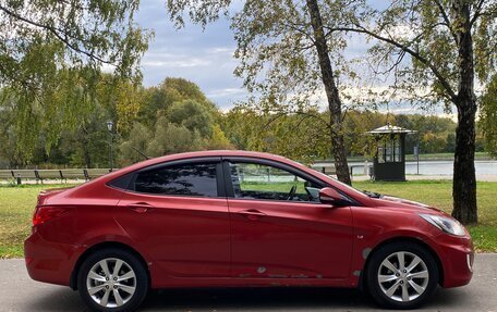 Hyundai Solaris II рестайлинг, 2013 год, 820 000 рублей, 4 фотография