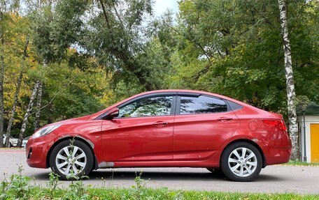 Hyundai Solaris II рестайлинг, 2013 год, 820 000 рублей, 2 фотография