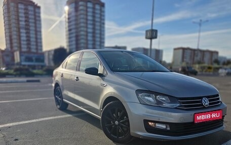 Volkswagen Polo VI (EU Market), 2019 год, 1 300 000 рублей, 1 фотография