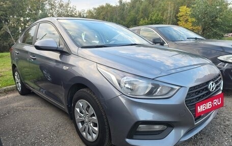 Hyundai Solaris II рестайлинг, 2018 год, 1 300 000 рублей, 4 фотография