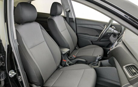 Hyundai Solaris II рестайлинг, 2017 год, 1 290 000 рублей, 23 фотография