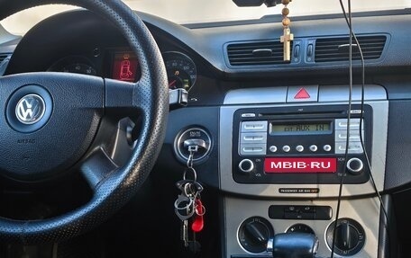 Volkswagen Passat B6, 2006 год, 600 000 рублей, 11 фотография