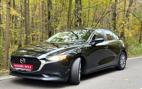Mazda 3, 2019 год, 2 100 000 рублей, 3 фотография