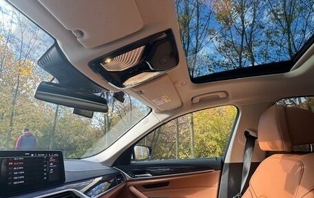 BMW 5 серия, 2021 год, 4 450 000 рублей, 3 фотография