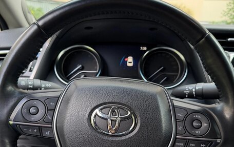 Toyota Camry, 2020 год, 3 550 000 рублей, 8 фотография