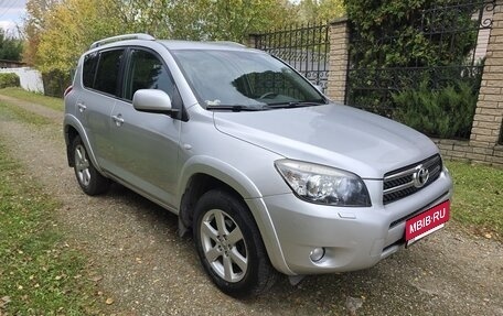 Toyota RAV4, 2008 год, 900 000 рублей, 2 фотография