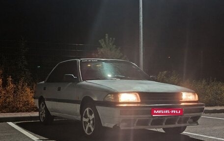 Toyota Carina, 1989 год, 120 000 рублей, 1 фотография