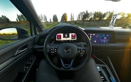 Volkswagen Golf R, 2021 год, 4 800 000 рублей, 10 фотография