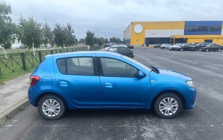 Renault Sandero II рестайлинг, 2016 год, 640 000 рублей, 4 фотография
