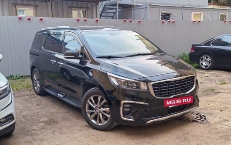 KIA Carnival III, 2019 год, 3 300 000 рублей, 16 фотография