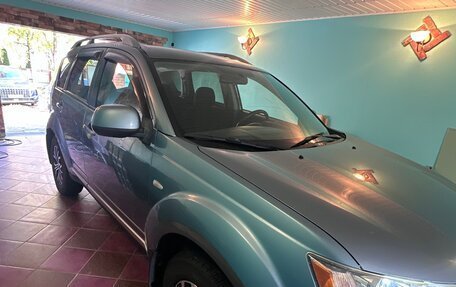 Mitsubishi Outlander III рестайлинг 3, 2008 год, 500 000 рублей, 3 фотография