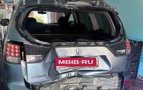 Mitsubishi Outlander III рестайлинг 3, 2008 год, 500 000 рублей, 4 фотография