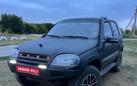 Chevrolet Niva I рестайлинг, 2005 год, 380 000 рублей, 3 фотография