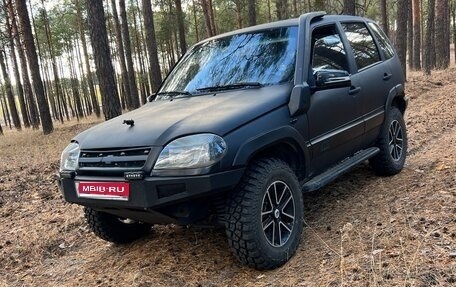 Chevrolet Niva I рестайлинг, 2005 год, 380 000 рублей, 1 фотография