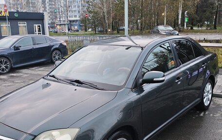 Toyota Avensis III рестайлинг, 2008 год, 1 050 000 рублей, 1 фотография