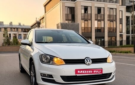 Volkswagen Golf VII, 2014 год, 950 000 рублей, 1 фотография