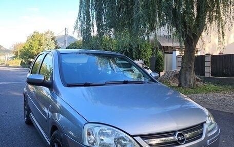 Opel Corsa C рестайлинг, 2004 год, 330 000 рублей, 1 фотография