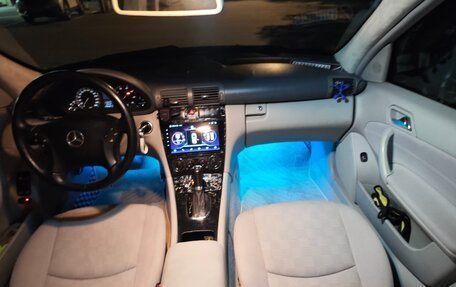 Mercedes-Benz C-Класс, 2004 год, 550 000 рублей, 13 фотография