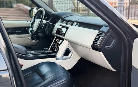 Land Rover Range Rover IV рестайлинг, 2019 год, 7 450 000 рублей, 18 фотография