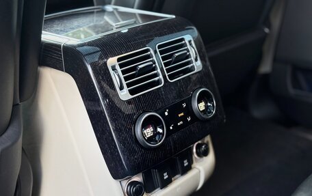 Land Rover Range Rover IV рестайлинг, 2019 год, 7 450 000 рублей, 24 фотография