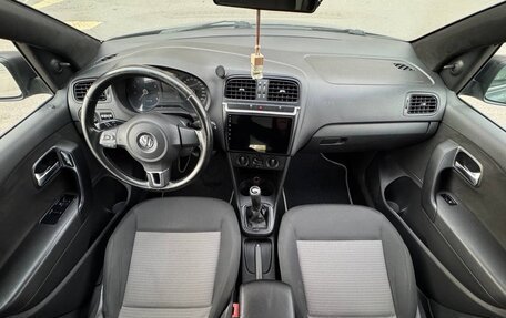 Volkswagen Polo VI (EU Market), 2011 год, 360 000 рублей, 8 фотография