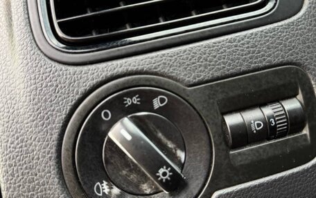 Volkswagen Polo VI (EU Market), 2011 год, 360 000 рублей, 9 фотография