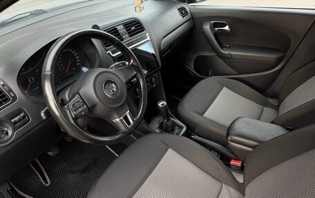 Volkswagen Polo VI (EU Market), 2011 год, 360 000 рублей, 7 фотография
